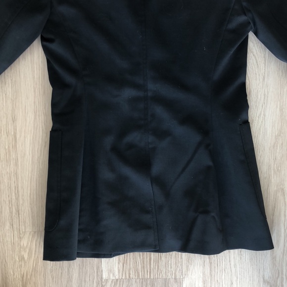 Aritzia Talula Exeter Blazer - Picture 15 of 16